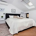 Riva 4*