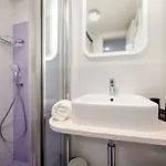 Riva בית הארחה