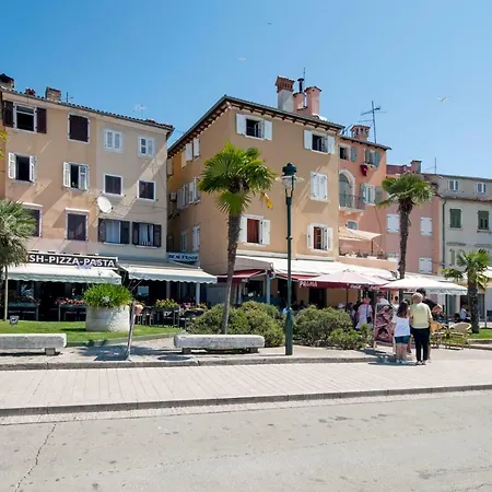 Casa de hóspedes Riva 3*