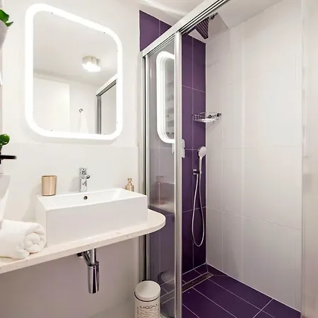 Casa de hóspedes Riva 3*