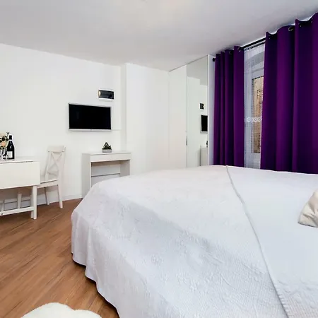 Riva Guest house *