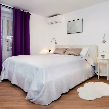 Riva Guest house