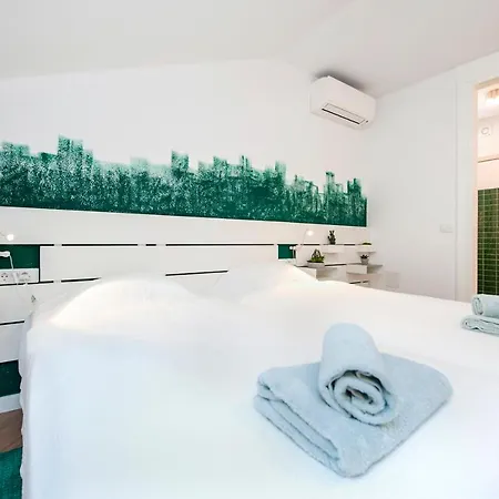 Riva Guest house *